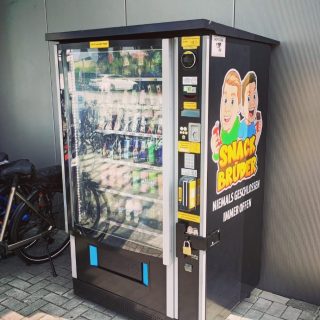 Neuer Snack-Automat am Bahnhof Vöhringen